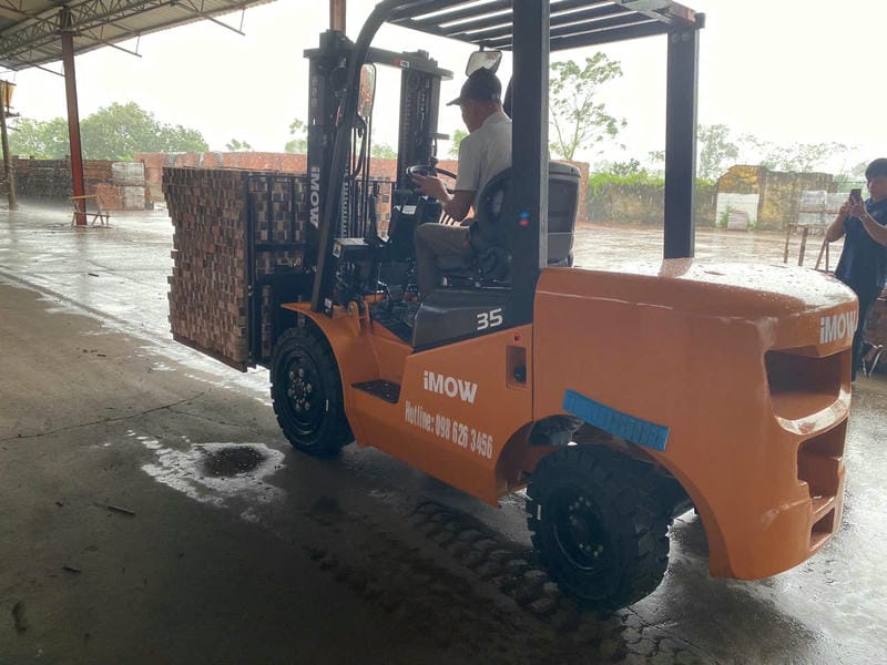 Xe Nâng Dầu 3.5 Tấn