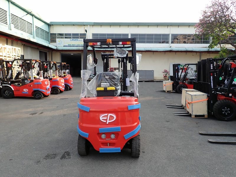 Xe Nâng Điện 2 Tấn Ngồi Lái 4 Bánh Efl203p Pin 80v Li-ion 4
