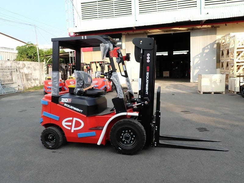 Xe Nâng Điện 2 Tấn Ngồi Lái 4 Bánh Efl203p Pin 80v Li-ion 5