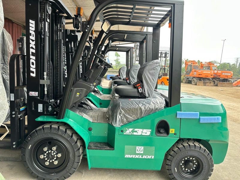 Tải Trọng Xe Nâng Dầu Ảnh Hưởng Gì Đến Hiệu Suất?