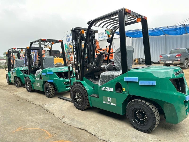 Xe Nâng Dầu 3 Tấn Maxlion 1