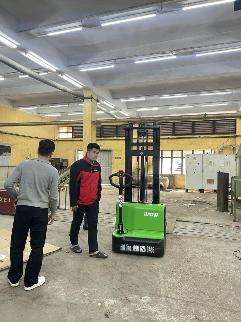 XE NÂNG EP là doanh nghiệp Việt Nam thành lập năm 2012, cung cấp thiết bị