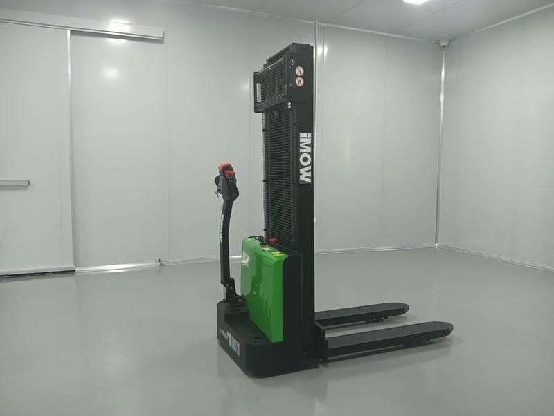 Xe Nâng Tay điện Cao Stacker 122
