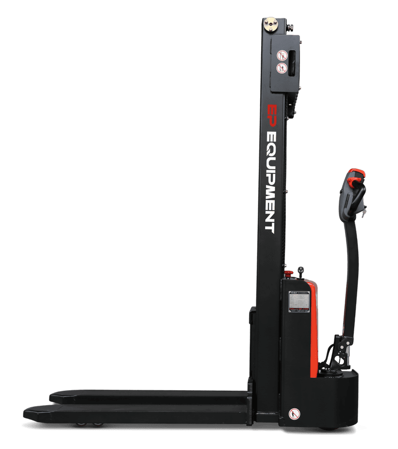 Xe Nâng Điện Đứng Lái Khung gầm vững chắc