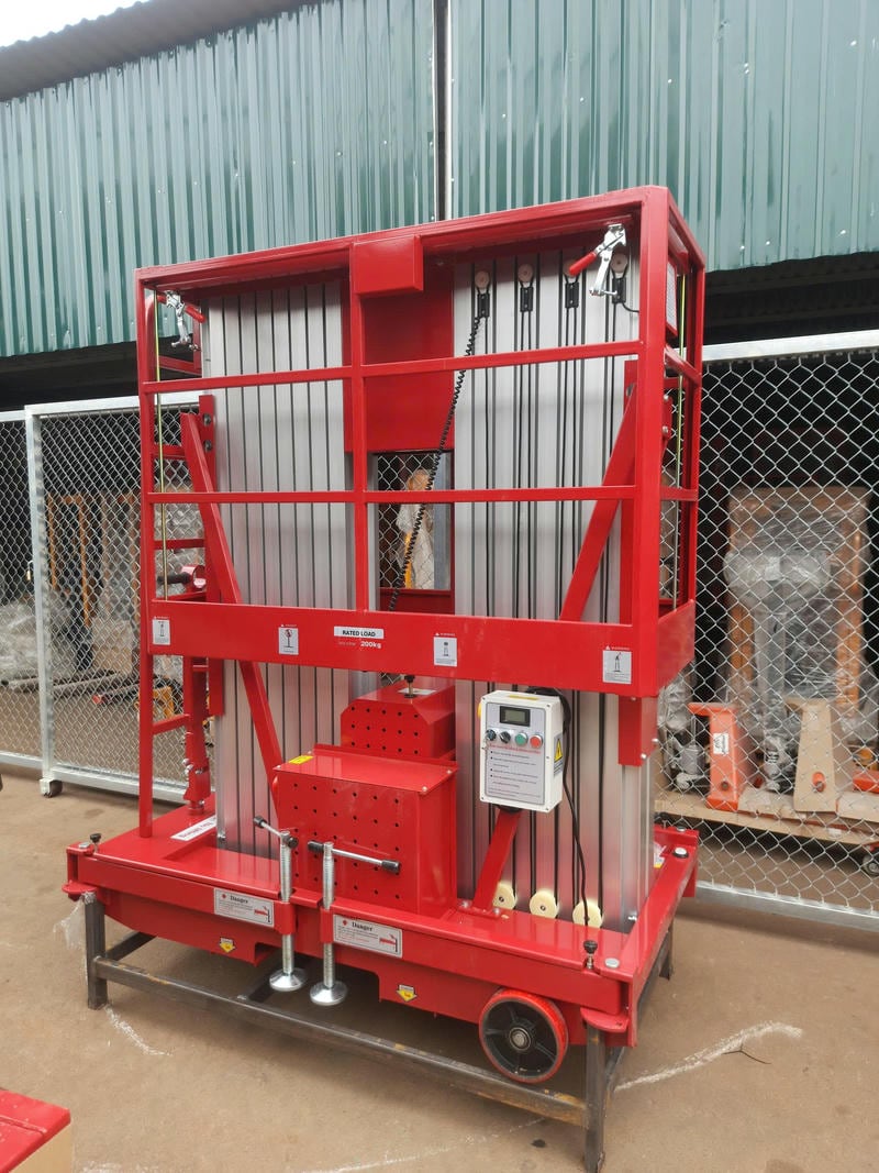 Thang Nâng Người 12m Tải Trọng 2 Tấn Trục Rút GTWY12-200
