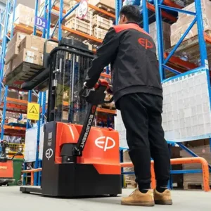 Xe Nâng Điện Đứng Lái 1.4 Tấn Stacker Es14-14wa Ắc Quy 24v 2