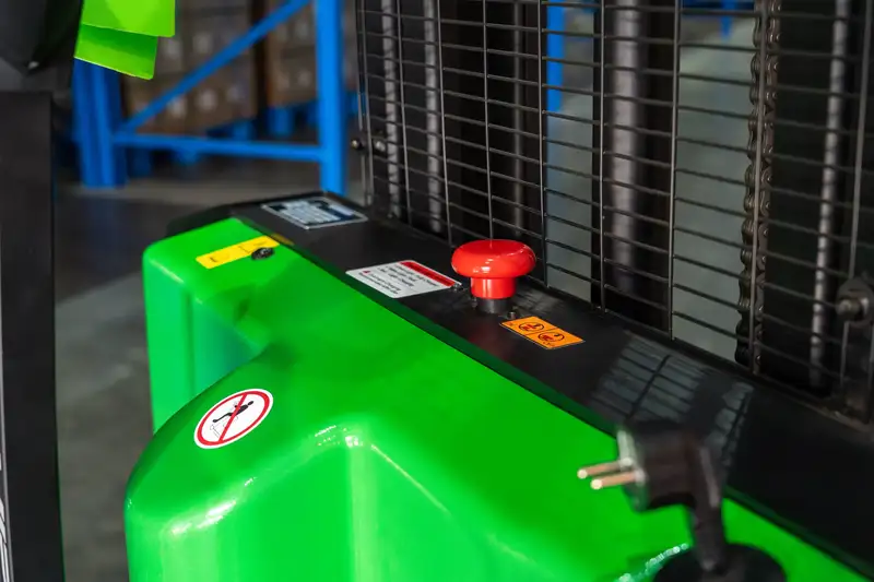 Xe Nâng Điện Đứng Lái 1.2 Tấn Stacker Ds4-d Nguồn 24v80ah 7