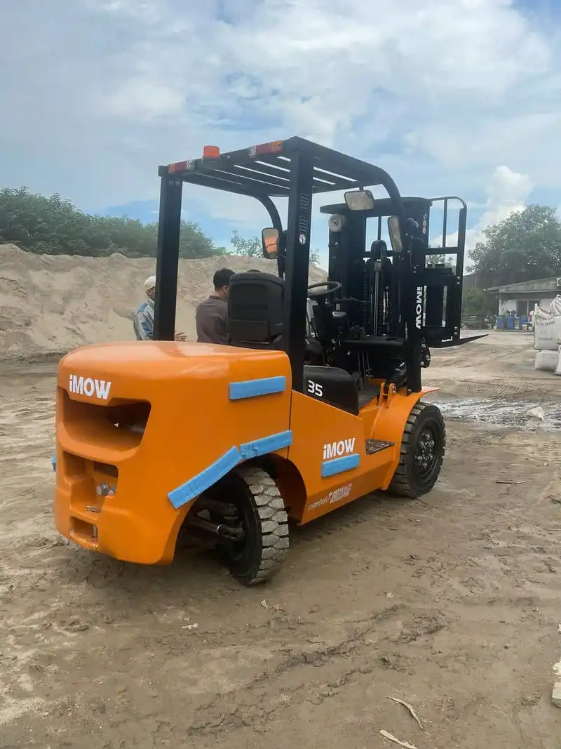 Điều kiện thuê xe nâng dầu 2.5 tấn cần chốt rõ