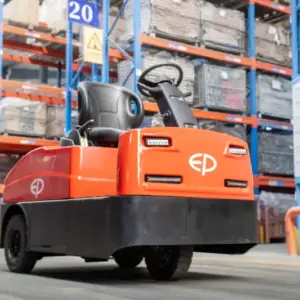 Xe Kéo Điện 6.0 Tấn EP QDD601T di chuyển linh hoạt trong kho hàng