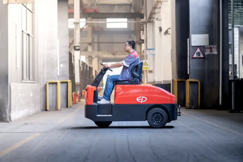 Xe Kéo Điện 6.0 Tấn EP QDD601T Ngồi Lái Vận Tốc 17 km/h