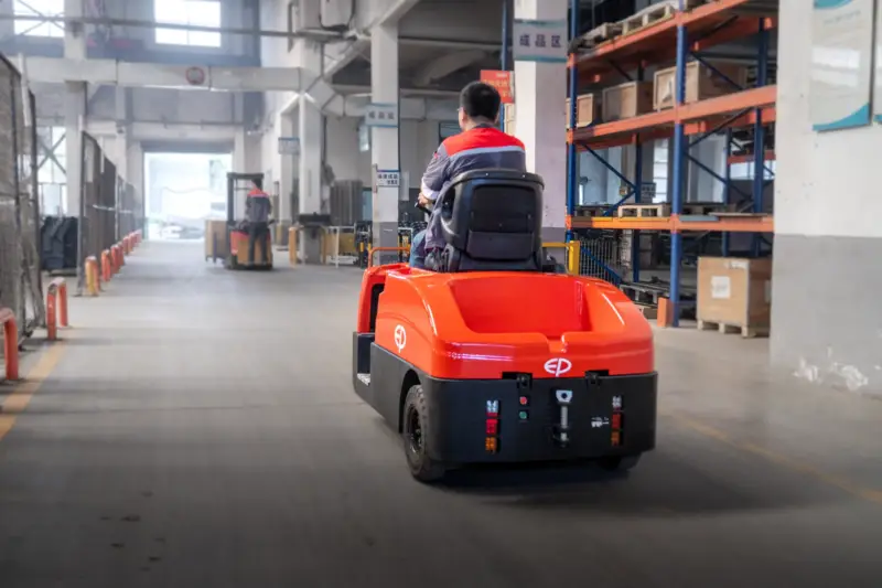Xe Kéo Điện 6.0 Tấn EP QDD601T Ngồi Lái Vận Tốc 17 km/h