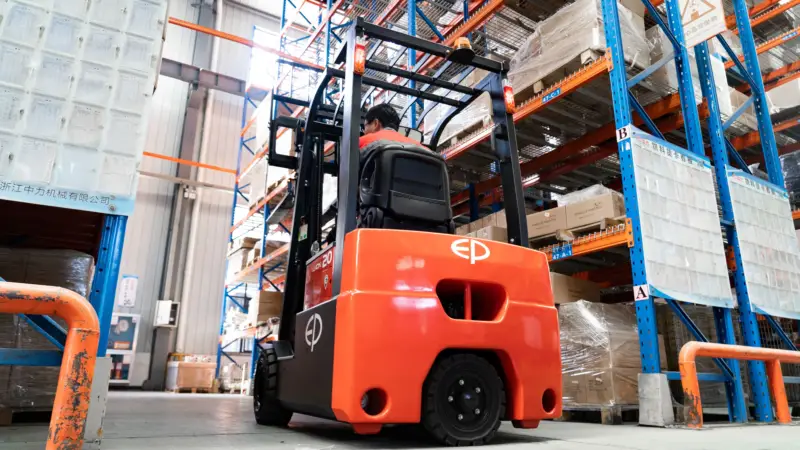 TVL181 - thông số cho thấy TVL181 tập trung vào khả năng xoay trở