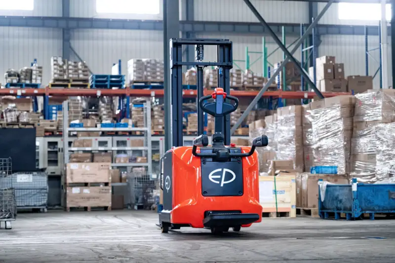 Xe Nâng Điện Đứng Lái 1.2 Tấn RSC122 Stacker Nâng 3m Nguồn 24V