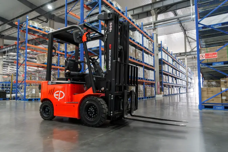 Xe Nâng Điện Ngồi Lái 4 Bánh 1.5 Tấn - 1.6 Tấn