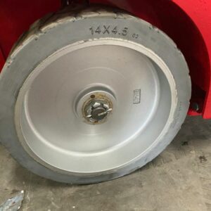 Xe Nâng Người Cắt Kéo Tự Hành Xe80c Nâng 8 - 10m 4