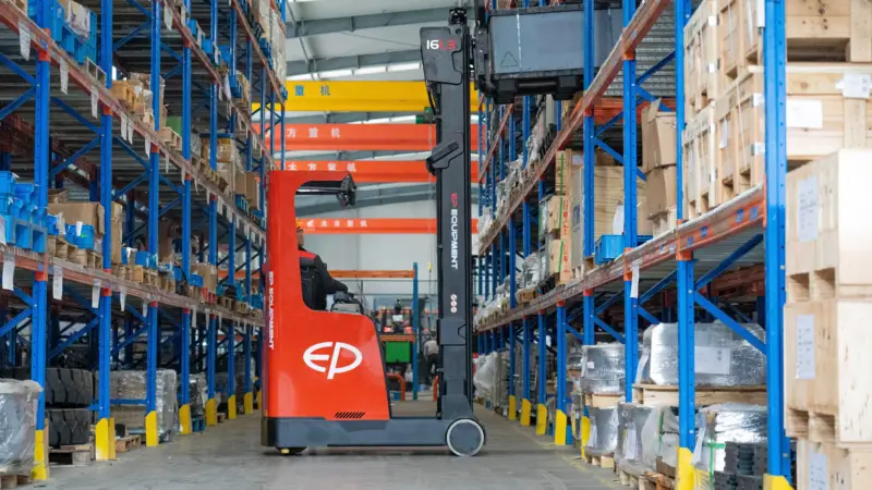 Xe Nâng Reach Truck 1.6 Tấn